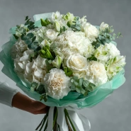 Букет с гвоздиками &laquo;Мятная прохлада&raquo; 0