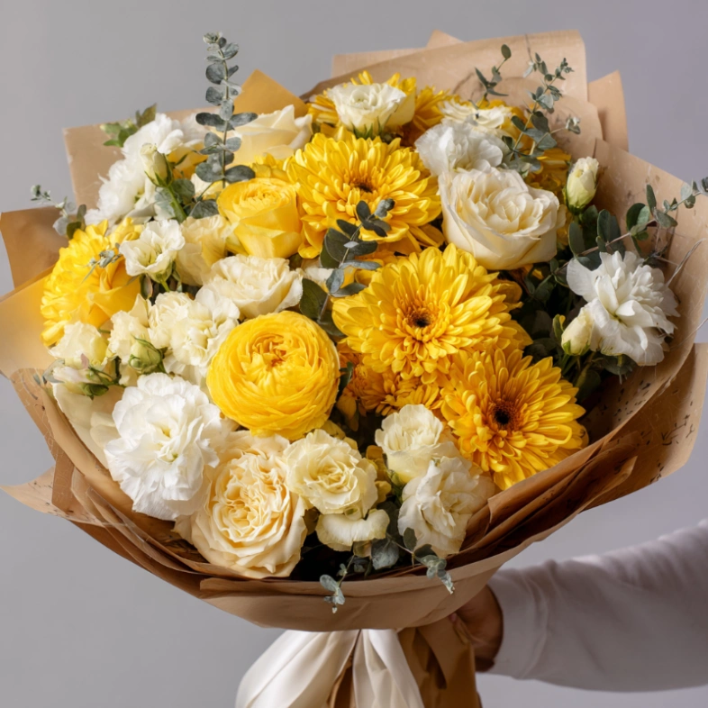 Букет с хризантемами &laquo;Солнечный день&raquo;