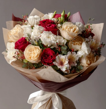 Букет с эустомами «Тонкая грань»